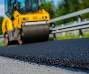В Липецкой области за год приведут в порядок 600 км дорог и 16 мостов