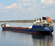 В порт Нарьян-Мар с начала августа поступило свыше 15 тыс. тонн навалочных грузов