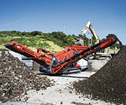 Новый компактный мобильный грохот  QE241 от Sandvik Construction