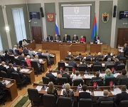 Парламентарии Карелии подготовили обращение в Минтранс о снижении цен на вагоны для производителей щебня