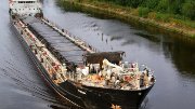 Грузоперевозки по воде в России снизились на фоне низкой водности и сезонных факторов