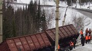 В Карелии произошел сход с рельсов 13 вагонов с щебнем 