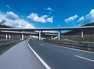 С 2015 года Санкт-Петербургу не потребуется полный ремонт дорог