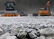 Крымские дороги начнут восстанавливать с применением запорожского щебня
